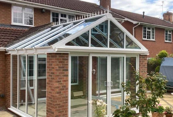 Gable-end conservatory with glazed roof